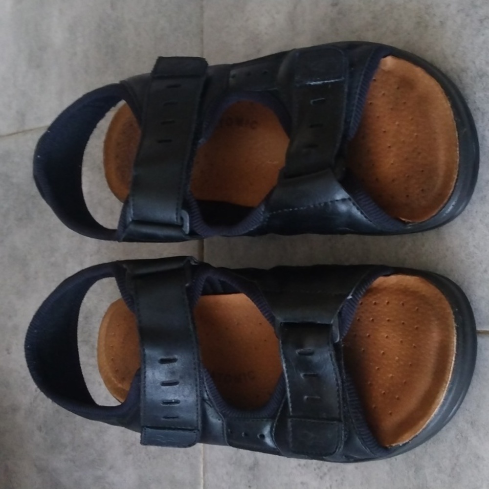 FLY. FLOT Shoes